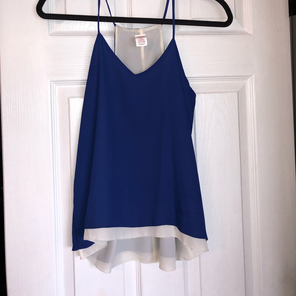 Blouse - Picture 2 of 3